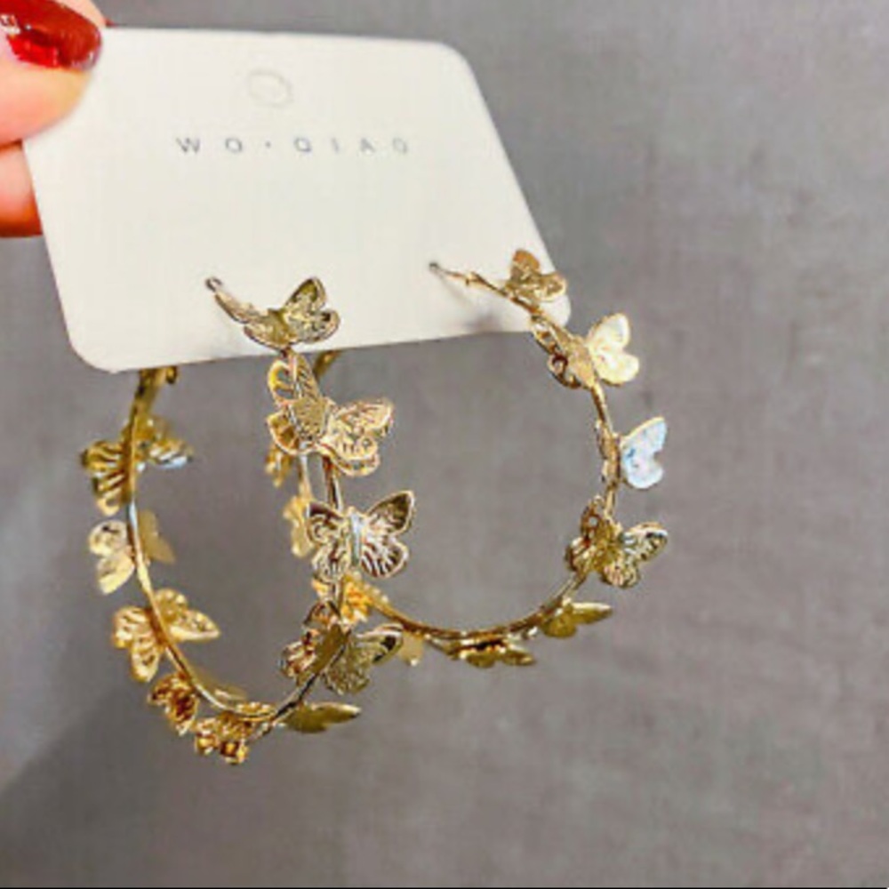 NEW 18k Gold Plated Butterflies Earrings - Picture 6 of 9